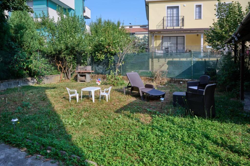 Casa Faby - Family House Milano Baggio Daire Dış mekan fotoğraf